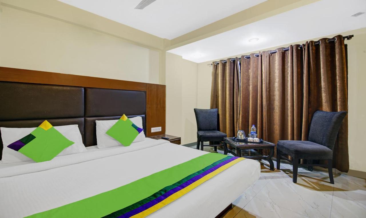 Itsy By Treebo - Howard International Mall Road Mussoorie Ngoại thất bức ảnh